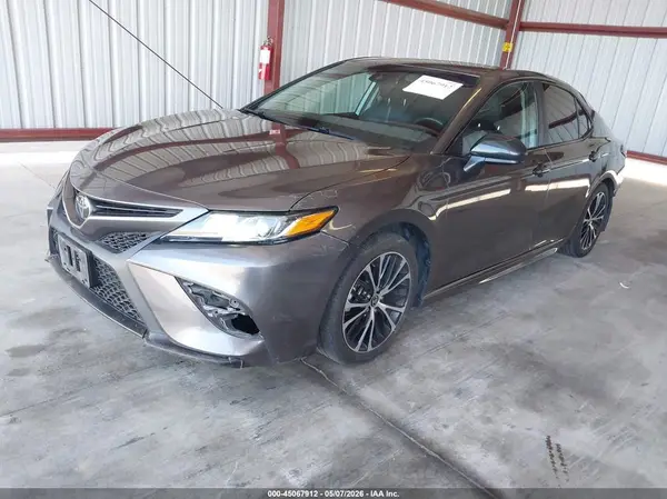 4T1G11AK2LU992779 2020 TOYOTA CAMRY - Image 2