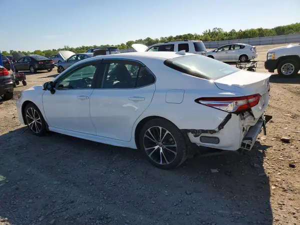 4T1G11AK2LU998744 2020 TOYOTA CAMRY - Image 2