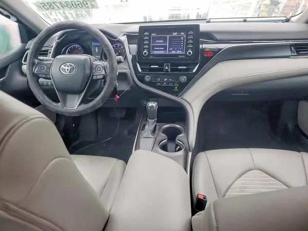 4T1G11AK2MU408043 2021 TOYOTA CAMRY - Image 8