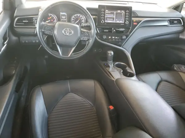 4T1G11AK2MU409693 2021 TOYOTA CAMRY - Image 8