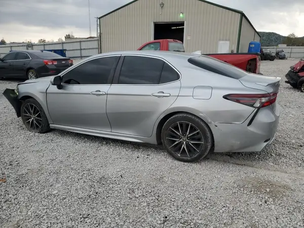 4T1G11AK2MU409709 2021 TOYOTA CAMRY - Image 2