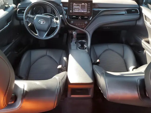 4T1G11AK2MU417910 2021 TOYOTA CAMRY - Image 8