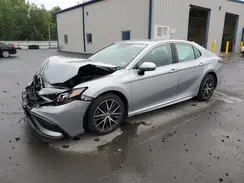 4T1G11AK2MU425604 2021 TOYOTA CAMRY