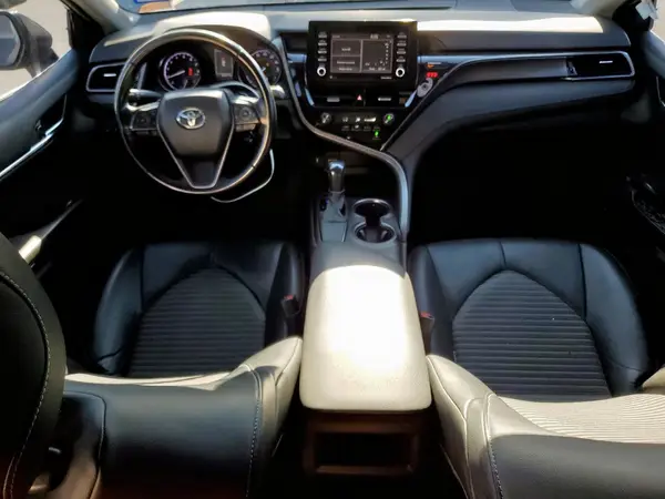 4T1G11AK2MU425912 2021 TOYOTA CAMRY - Image 8