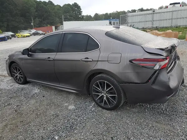 4T1G11AK2MU431208 2021 TOYOTA CAMRY - Image 2