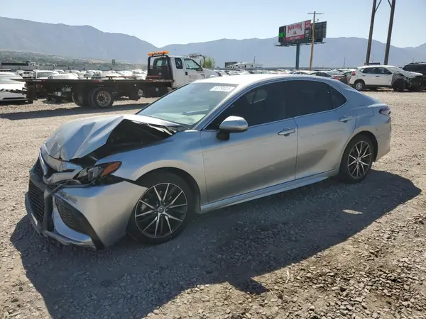 4T1G11AK2MU433525 2021 TOYOTA CAMRY - Image 1