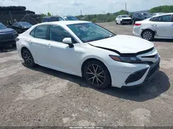 4T1G11AK2MU438191 2021 TOYOTA CAMRY