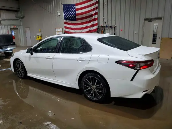 4T1G11AK2MU439146 2021 TOYOTA CAMRY - Image 2