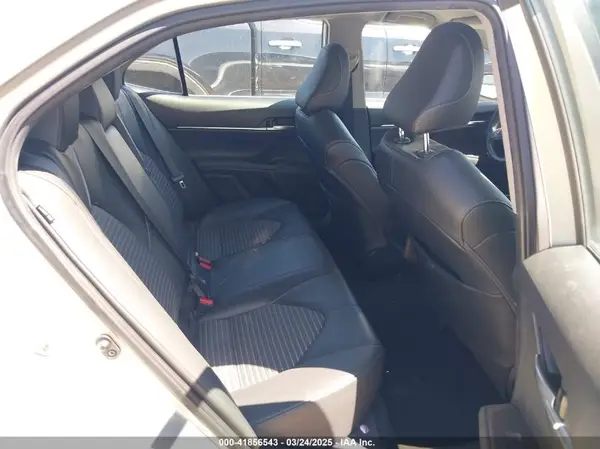4T1G11AK2MU442936 2021 TOYOTA CAMRY - Image 8