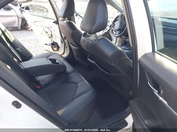 4T1G11AK2MU443889 2021 TOYOTA CAMRY - Image 8