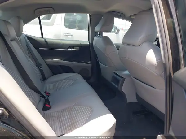 4T1G11AK2MU444637 2021 TOYOTA CAMRY - Image 8