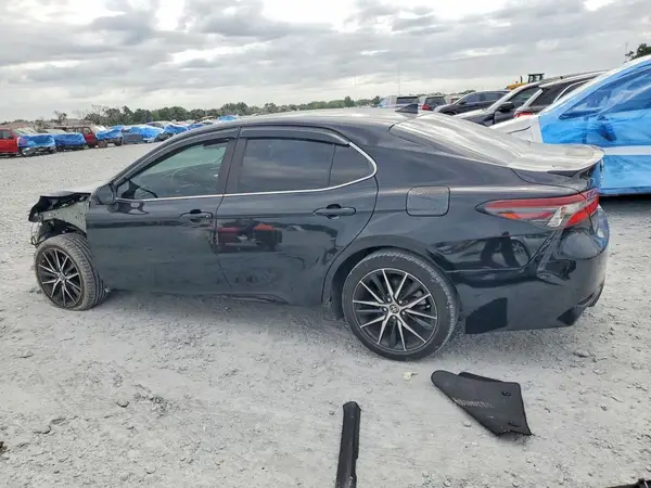 4T1G11AK2MU446596 2021 TOYOTA CAMRY - Image 2