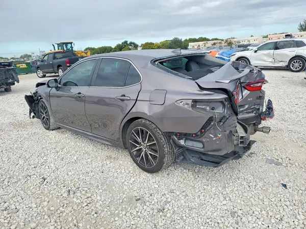 4T1G11AK2MU449403 2021 TOYOTA CAMRY - Image 2