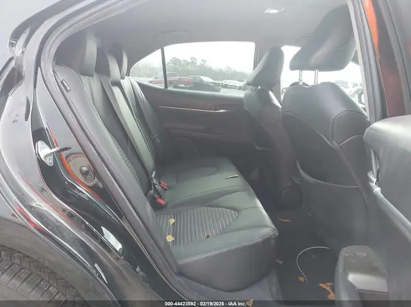 4T1G11AK2MU449613 2021 TOYOTA CAMRY - Image 8
