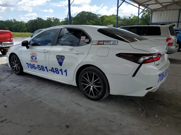4T1G11AK2MU461518 2021 TOYOTA CAMRY - Image 2