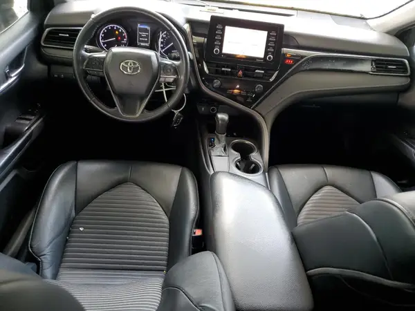 4T1G11AK2MU461518 2021 TOYOTA CAMRY - Image 8
