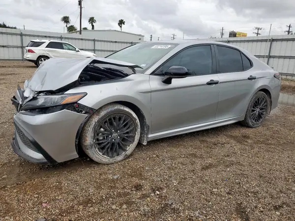 4T1G11AK2MU461695 2021 TOYOTA CAMRY - Image 1