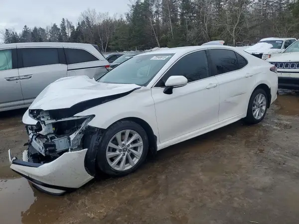 4T1G11AK2MU462538 2021 TOYOTA CAMRY - Image 1