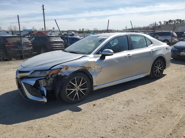 4T1G11AK2MU466590 2021 TOYOTA CAMRY - Image 1