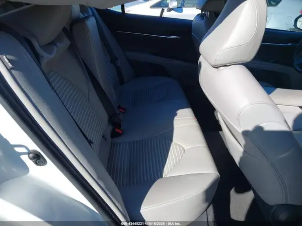 4T1G11AK2MU466749 2021 TOYOTA CAMRY - Image 8