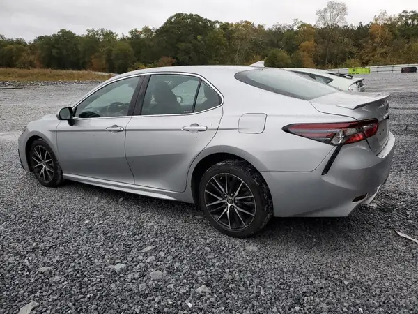 4T1G11AK2MU479971 2021 TOYOTA CAMRY - Image 2