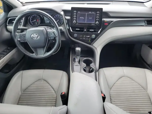 4T1G11AK2MU484555 2021 TOYOTA CAMRY - Image 8