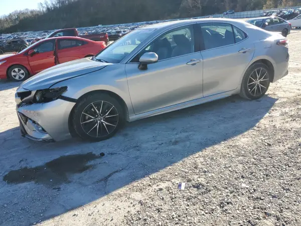 4T1G11AK2MU489268 2021 TOYOTA CAMRY - Image 1