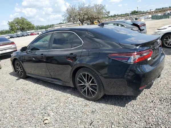 4T1G11AK2MU492901 2021 TOYOTA CAMRY - Image 2