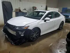 4T1G11AK2MU493949 2021 TOYOTA CAMRY