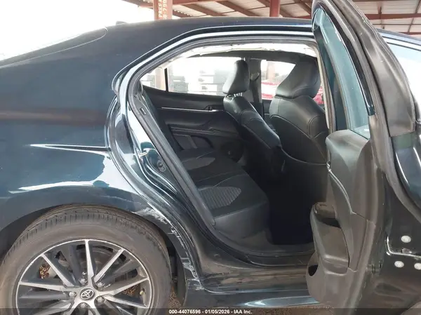 4T1G11AK2MU496852 2021 TOYOTA CAMRY - Image 8