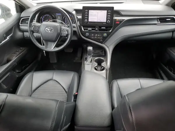 4T1G11AK2MU512385 2021 TOYOTA CAMRY - Image 8