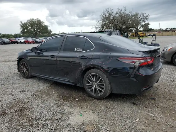 4T1G11AK2MU512886 2021 TOYOTA CAMRY - Image 2