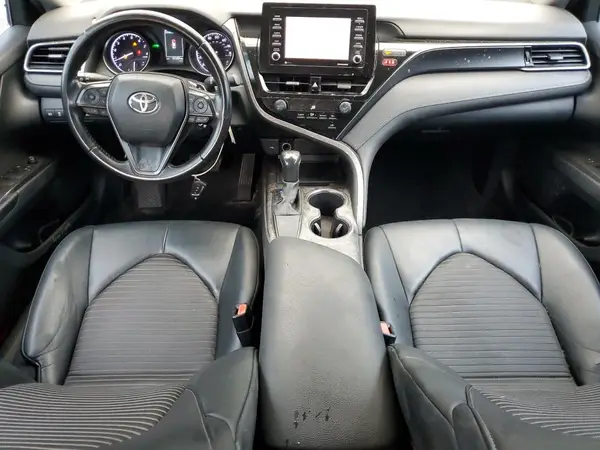 4T1G11AK2MU512886 2021 TOYOTA CAMRY - Image 8