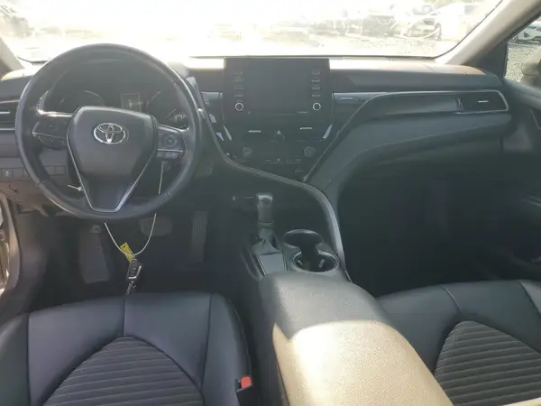 4T1G11AK2MU525346 2021 TOYOTA CAMRY - Image 8