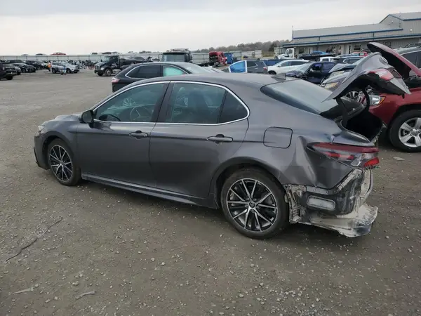 4T1G11AK2MU536296 2021 TOYOTA CAMRY - Image 2