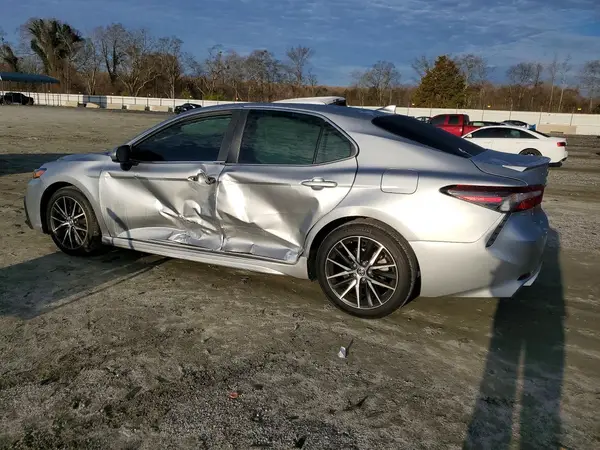 4T1G11AK2MU537903 2021 TOYOTA CAMRY - Image 2