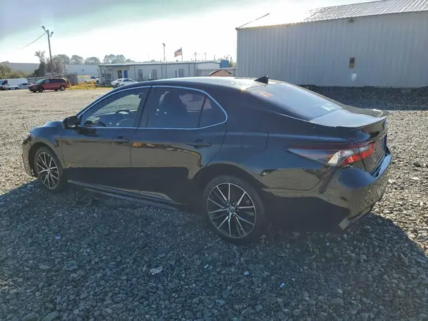 4T1G11AK2MU537917 2021 TOYOTA CAMRY - Image 2