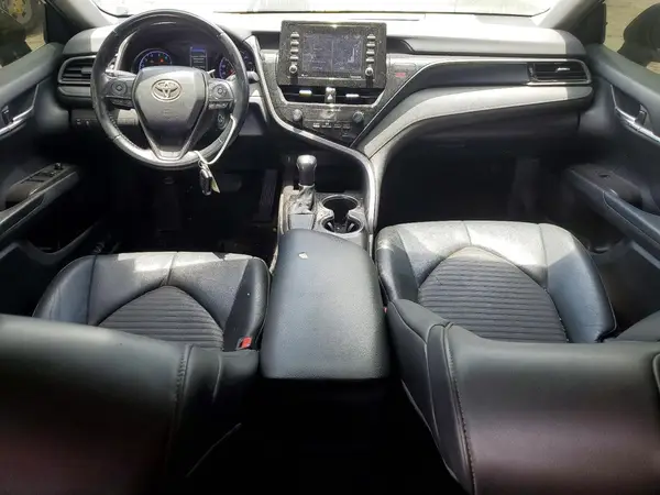 4T1G11AK2MU560937 2021 TOYOTA CAMRY - Image 8