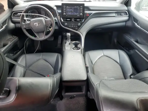 4T1G11AK2MU563031 2021 TOYOTA CAMRY - Image 8