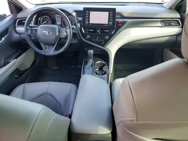 4T1G11AK2MU565863 2021 TOYOTA CAMRY - Image 8