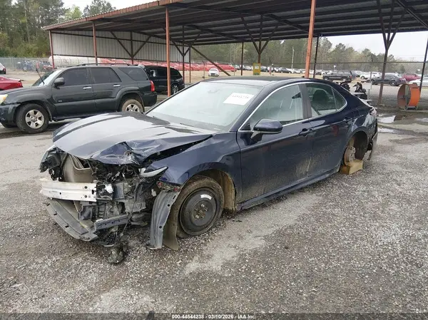 4T1G11AK2MU574837 2021 TOYOTA CAMRY - Image 2