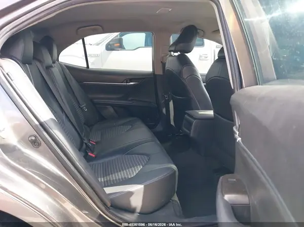 4T1G11AK2MU576023 2021 TOYOTA CAMRY - Image 8