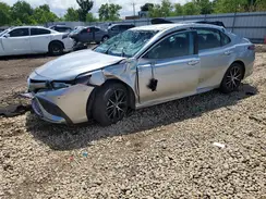 4T1G11AK2MU581884 2021 TOYOTA CAMRY