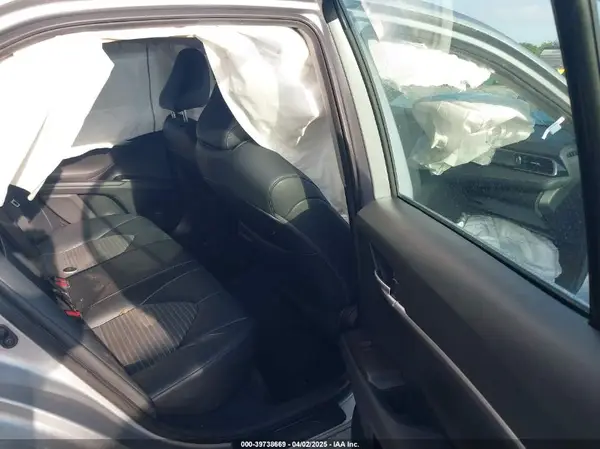 4T1G11AK2MU592321 2021 TOYOTA CAMRY - Image 8