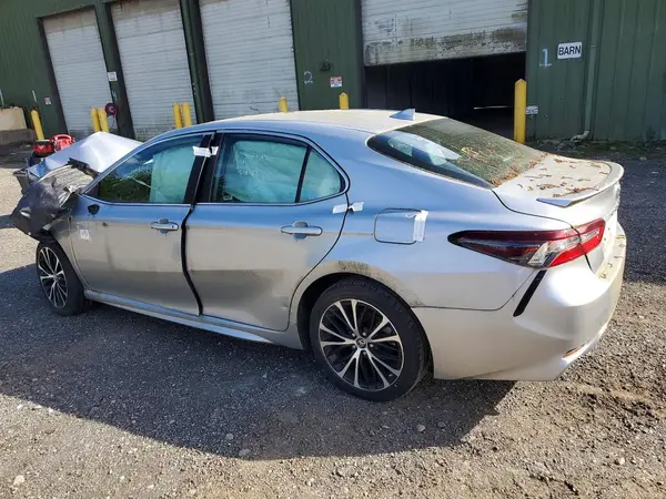 4T1G11AK2MU592741 2021 TOYOTA CAMRY - Image 2