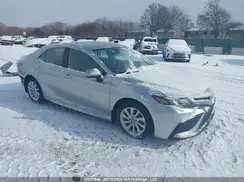 4T1G11AK2MU600787 2021 TOYOTA CAMRY