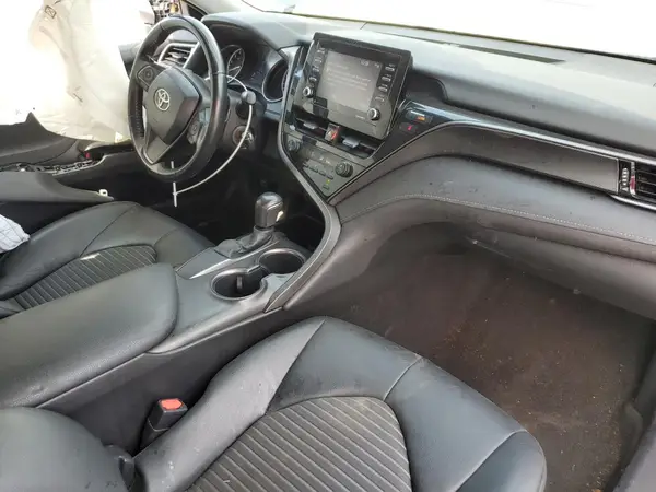 4T1G11AK2MU601857 2021 TOYOTA CAMRY - Image 8