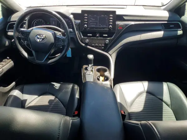 4T1G11AK2MU605701 2021 TOYOTA CAMRY - Image 8