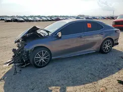 4T1G11AK2MU613782 2021 TOYOTA CAMRY