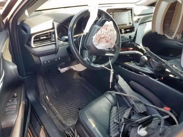 4T1G11AK2MU613782 2021 TOYOTA CAMRY - Image 8